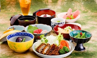 一休の味噌かつ御膳